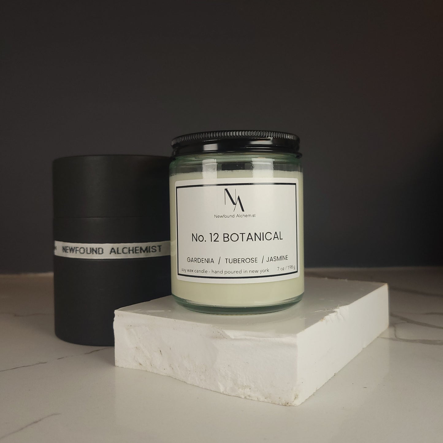No. 12 BOTANICAL apothecary
